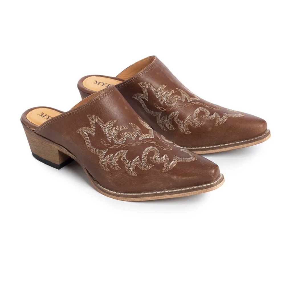 !!NWT!! - MYRA - XIMENA RANCH MULES IN CHOCOLATE BROWN - US SZ 6